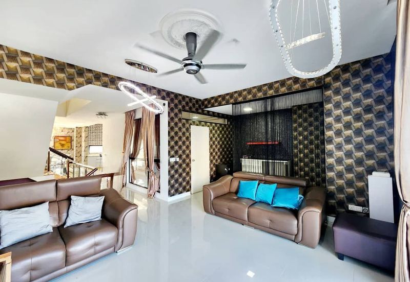 Mozart, Symphony Hills