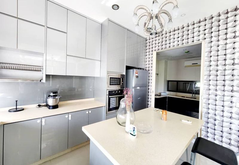 Mozart, Symphony Hills