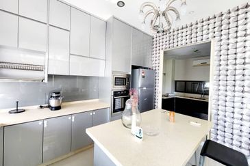 Mozart, Symphony Hills