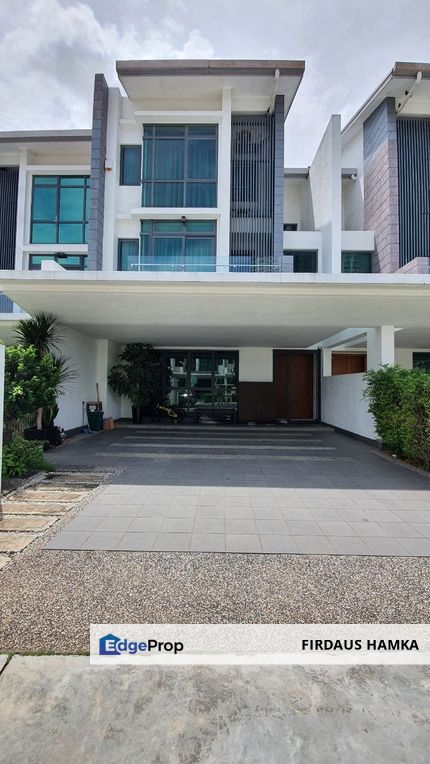 For Sale - Super link 3 Storey Link House (Intermediate), Sejati Residence Cyberjaya , Selangor, Cyberjaya