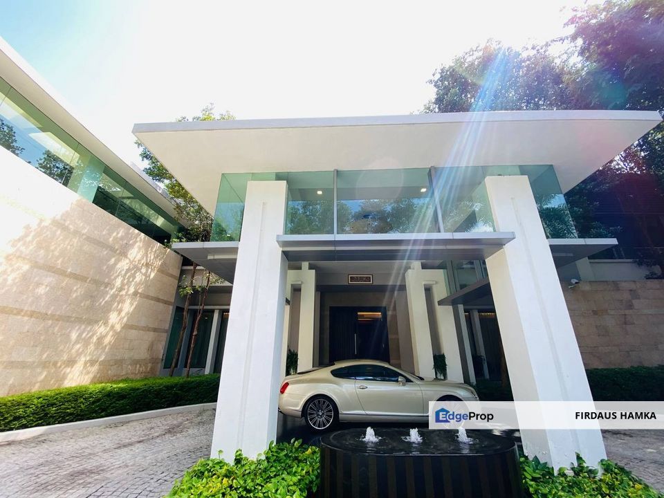 FOR SALE LUXURY BUNGALOW SEKSYEN 7, SHAH ALAM SELANGOR, Selangor, Shah Alam