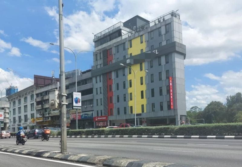 HOTEL FOR SALE : 114 rooms 3* KL city hotel, selling below market price