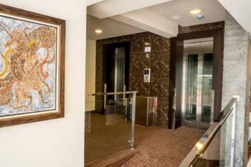 HOTEL FOR SALE : 114 rooms 3* KL city hotel, selling below market price