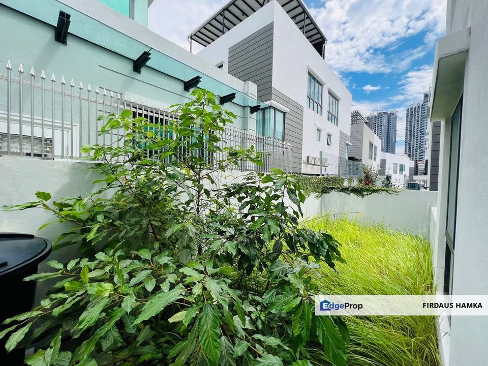 FOR SALE: Semi-Detached Desa Hill Villas, Desa Petaling, Kuala Lumpur, Kuala Lumpur, Desa Petaling
