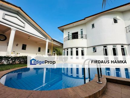FOR SALE BUNGALOW WITH SWIMMING POOL, BANDAR BUKIT MAHKOTA KAJANG, Selangor, Kajang