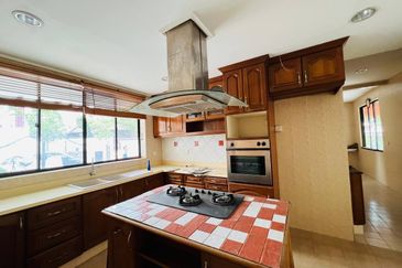 Seksyen 13, Shah Alam