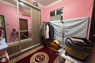 Jalan Ukay Perdana 4/2