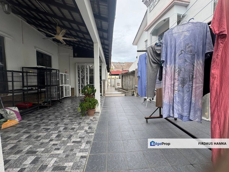 BIG LAND AREA FACING OPEN SEMI D HOUSE IN UKAY PERDANA, Selangor, Ulu Kelang