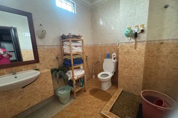 Jalan Ukay Perdana 4/2