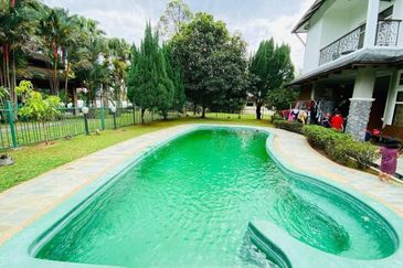 Perdana Lakeview East