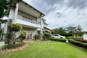 Perdana Lakeview East