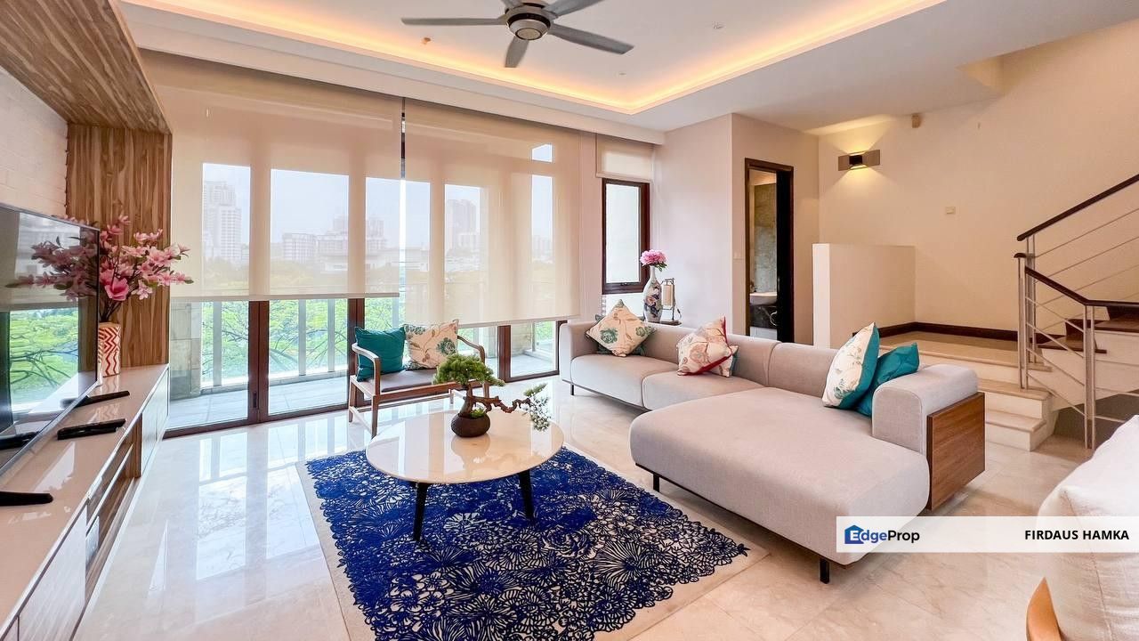 Kiara Hills, Sri Hartamas 
3.5 Storey Superlink House

Fully Renovated & Fully Furnished, Kuala Lumpur, Sri Hartamas 