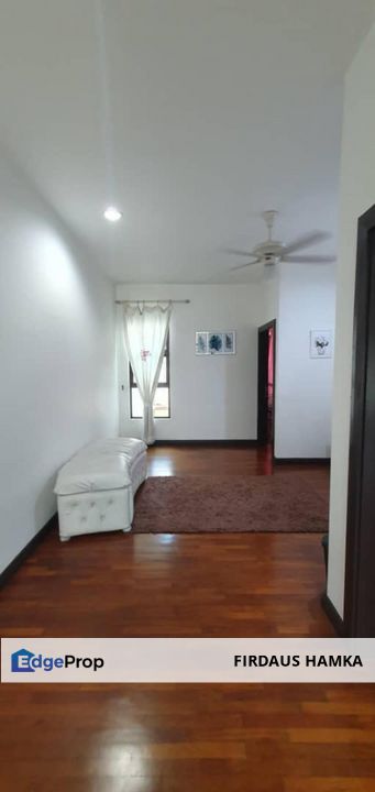 USJ 17 Restree 2 1/2 Storey Semi D House For Rent, Selangor, USJ
