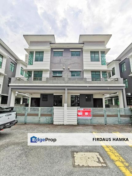 HARMONY LIVING SPACE 3.5 STRY. SEMI-D HOUSE FOR SALE @ BLUE SKY RESIDENCE, Selayang Heights, Selangor, Selayang