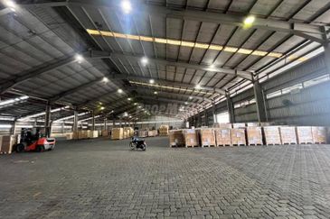 Kawasan Perusahaan Bebas Perai (I)