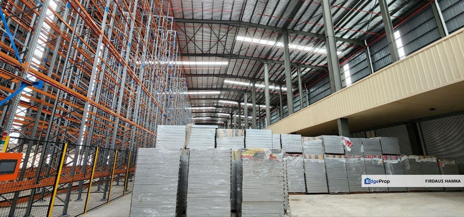 WAREHOUSE FOR RENT, Kawasan Perindustrian Olak Lempit 2, Banting Selangor, Selangor, Banting