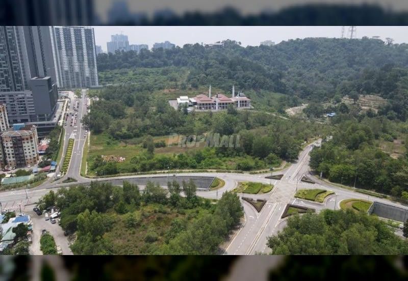 Pantai Dalam Kampung Kerinchi