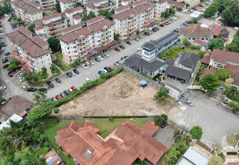 Residency, Kota Damansara