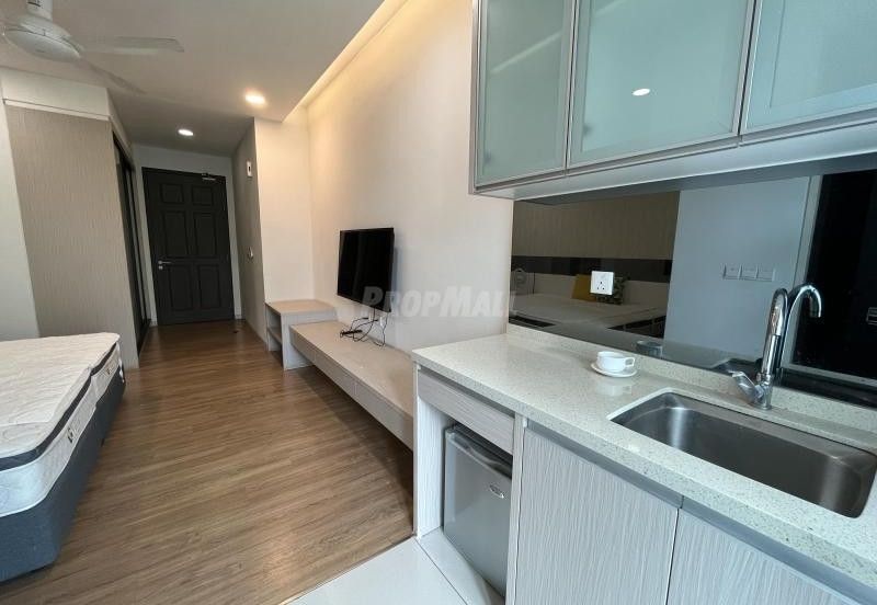 Tropical Villa @ Seri Kembangan Freehold 3 CP Low Density Modern ID Fully Furnished
