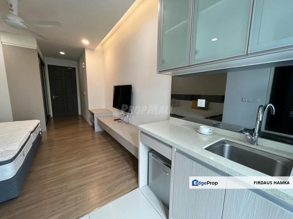 Tropical Villa @ Seri Kembangan Freehold 3 CP Low Density Modern ID Fully Furnished
, Selangor, Seri Kembangan