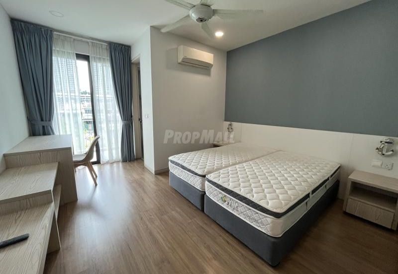Tropical Villa @ Seri Kembangan Freehold 3 CP Low Density Modern ID Fully Furnished
