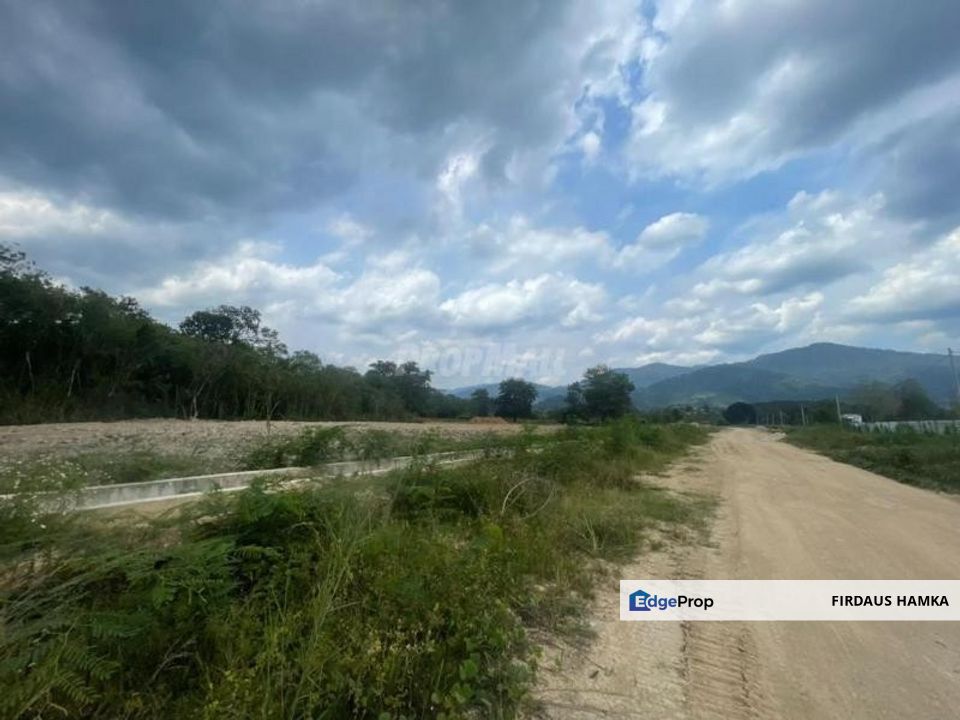 Industrial Land for Sale – Semenyih Land Area: 1.6 Acres (69,696 sq ft), Selangor, Semenyih