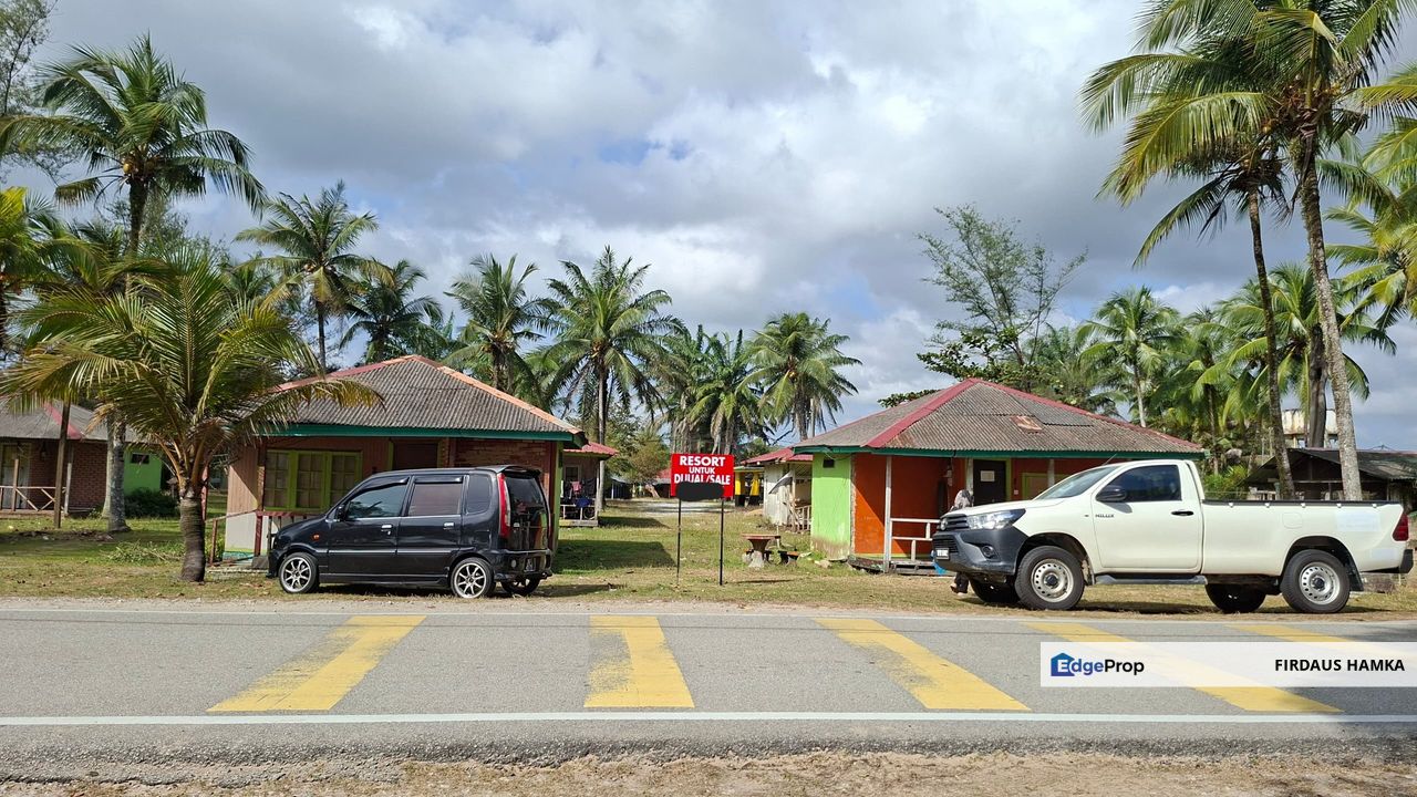 RESORT UNTUK DIJUAL DI KG CEMPAKA BERHAMPIRAN PANTAI CEMPAKA, KUANTAN, Pahang, Kuantan