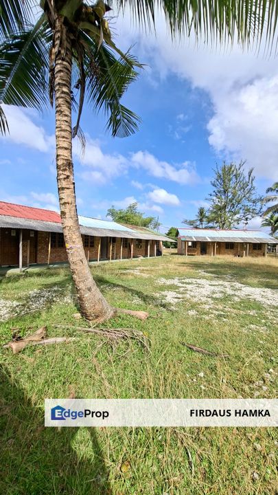 RESORT UNTUK DIJUAL DI KG CEMPAKA BERHAMPIRAN PANTAI CEMPAKA, KUANTAN, Pahang, Kuantan