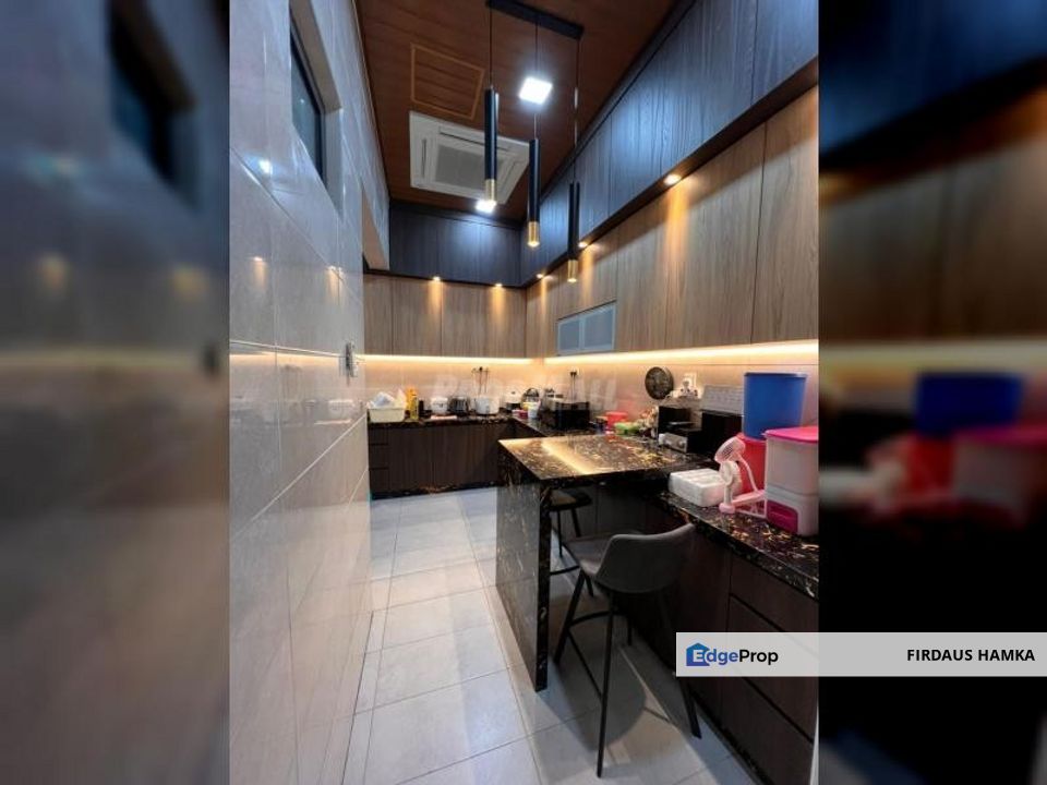 Double storey Semi D, Canary Garden Klang, Selangor, Klang