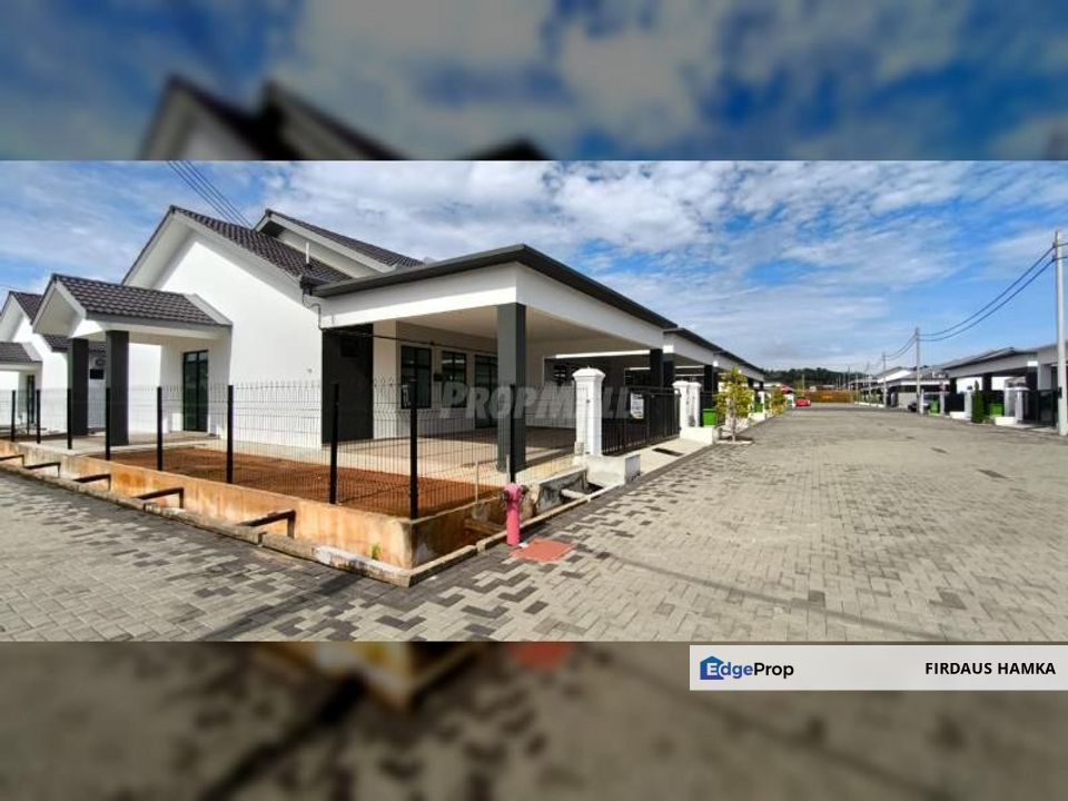 Teres Setingkat Endlot Di Kotasas, Kuantan, Pahang, Kuantan