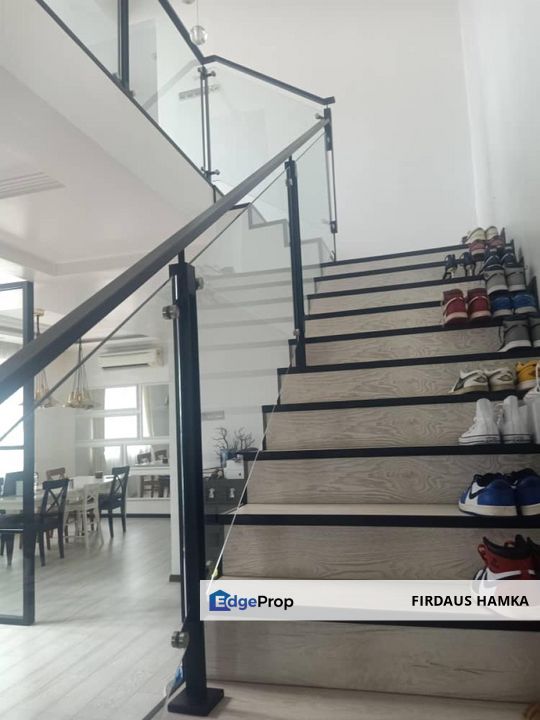 End Lot Double Storey Terrace Lakeside Residence, Bandar Metro Puchong For Sale
, Selangor, Puchong
