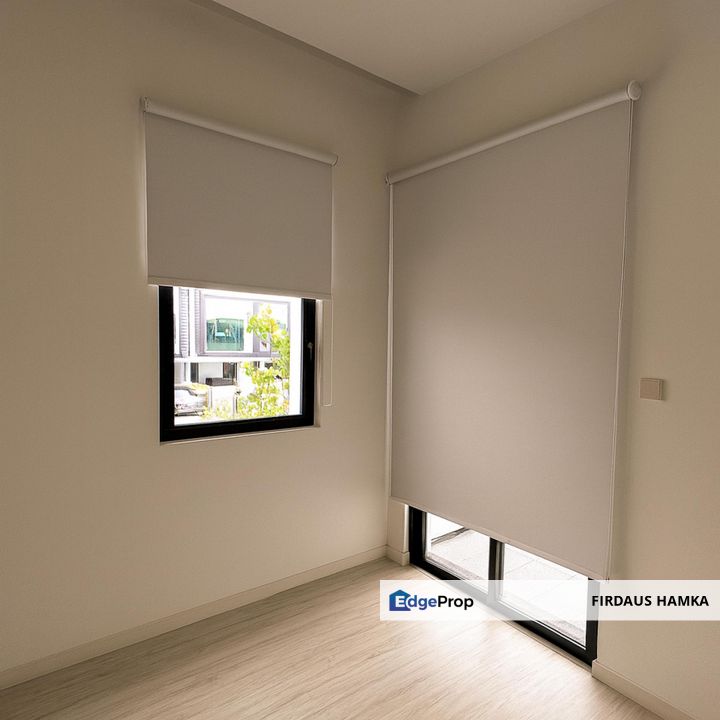 End Lot Double Storey Terrace Lakeside Residence, Bandar Metro Puchong For Sale
, Selangor, Puchong