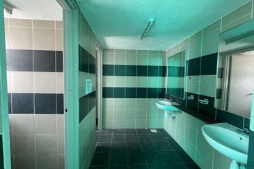 E-Boulevard, Denai Alam