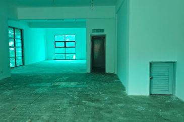 E-Boulevard, Denai Alam