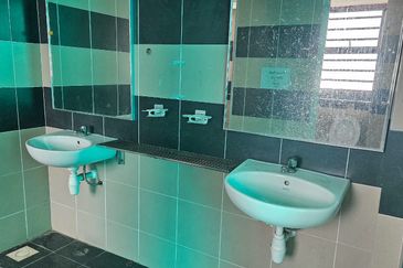 E-Boulevard, Denai Alam