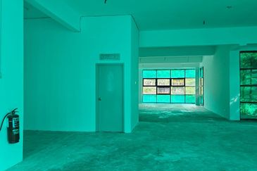 E-Boulevard, Denai Alam