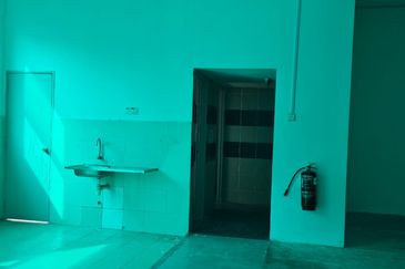 E-Boulevard, Denai Alam