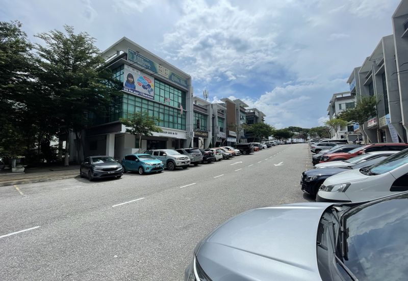 E-Boulevard, Denai Alam