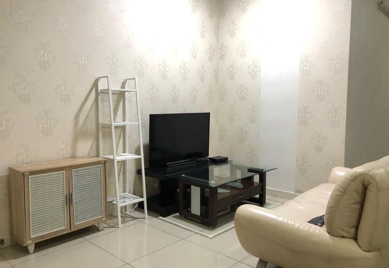 Dedaun Hijau (Greenfield Regency)