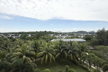 D'Suites , Akasia Horizon