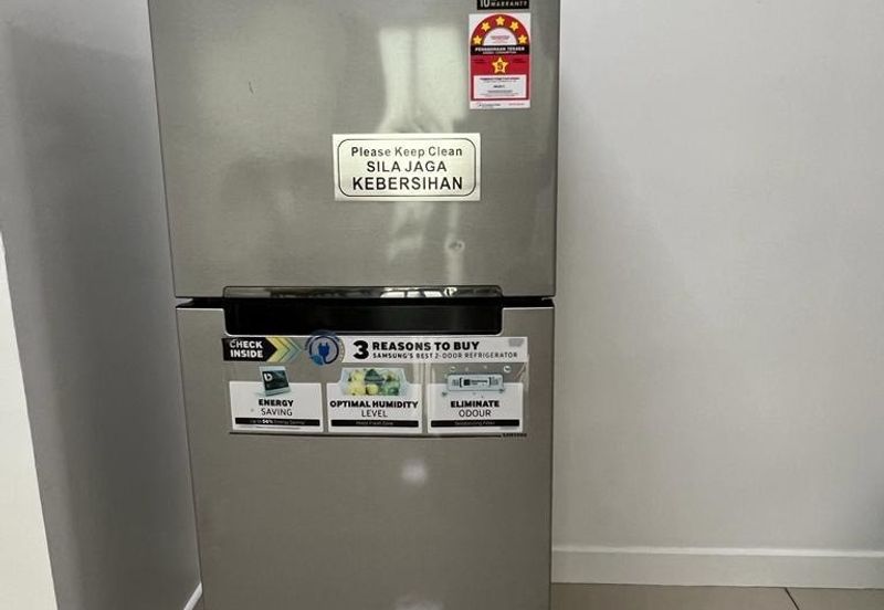 Dedaun Hijau (Greenfield Regency)