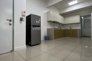 Dedaun Hijau (Greenfield Regency)