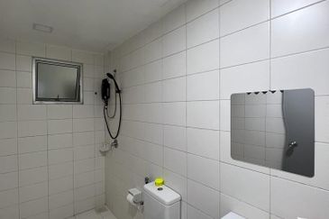 Dedaun Hijau (Greenfield Regency)