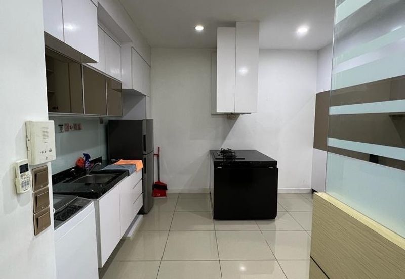 Dedaun Hijau (Greenfield Regency)