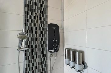 Dedaun Hijau (Greenfield Regency)