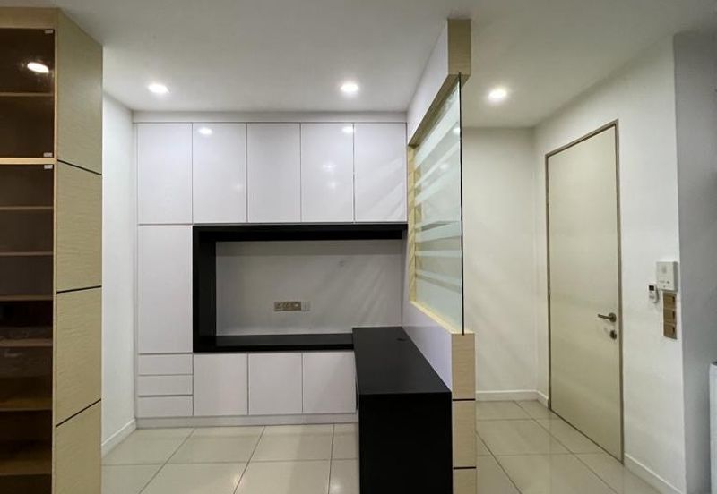 Dedaun Hijau (Greenfield Regency)