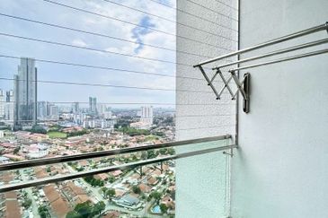 Paragon Suites @ CIQ