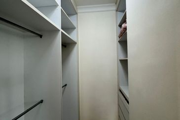 The Straits View, Bandar Baru Permas Jaya