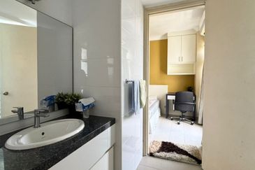 The Straits View, Bandar Baru Permas Jaya