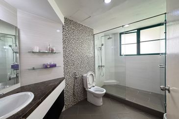 The Straits View, Bandar Baru Permas Jaya